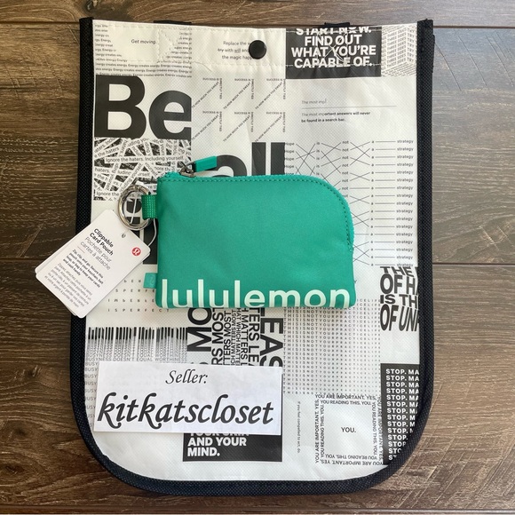 HOST PICK!!! 🆕 MALDIVES GREEN - NWT lululemon clippable card pouch - Picture 2 of 10